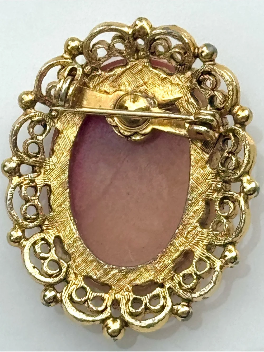 Beautiful Cameo Brooch - Elegant Women's Jewelry